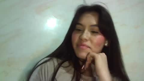 Erika online show from April 19, 6:10 pm