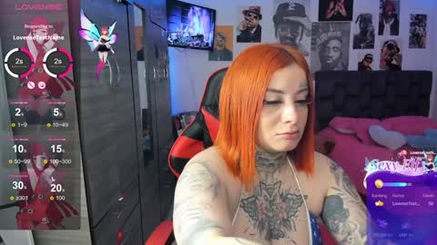 Snapshot of erika_montoya chatting on January 30, 1:42 pm erika online show from January 30, 1:42 pm