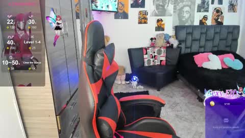 Snapshot of erika_montoya chatting on March 5, 3:18 pm erika online show from March 5, 3:18 pm