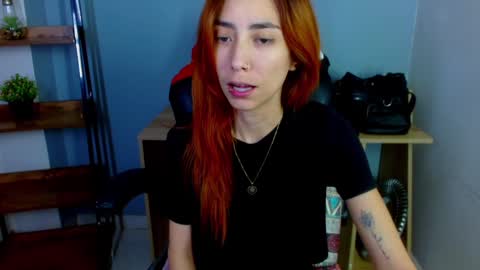 Snapshot of erika_stevens chatting on December 7, 4:42 am E R I K A - SAGITARIO..... online show from December 7, 4:42 am