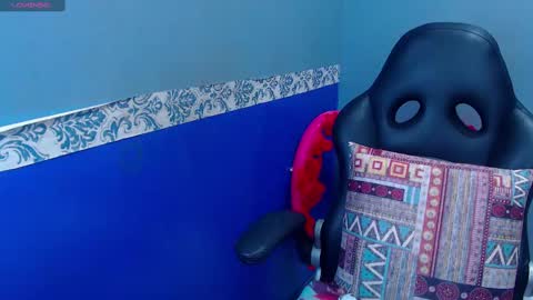 Snapshot of erika_stevens chatting on March 8, 5:43 pm E R I K A - SAGITARIO..... online show from March 8, 5:43 pm