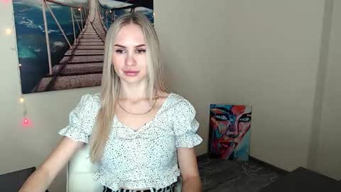 Erika online show from October 3, 11:51 am