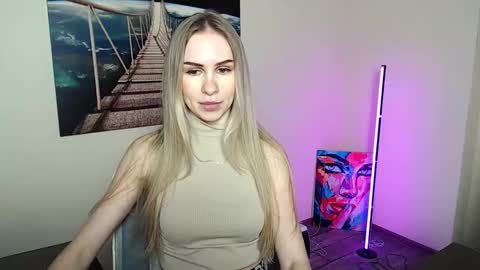 Erika online show from April 6, 11:55 am