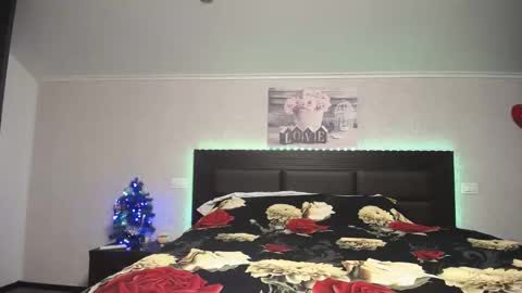 ErikaGold online show from December 8, 5:29 am