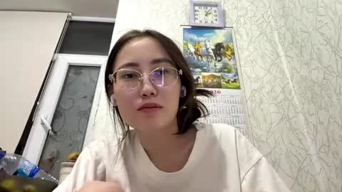 Snapshot of erinnthurmond chatting on June 15, 9:06 pm Luna online show from June 15, 9:06 pm