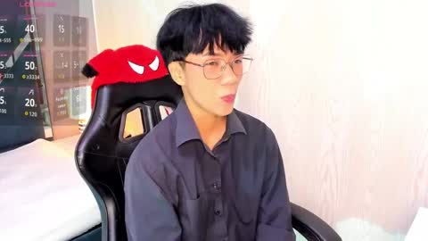 Eriol online show from April 22, 12:07 pm