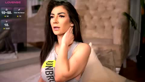 Snapshot of erisvesper chatting on November 18, 3:45 am Eris online show from November 18, 3:45 am