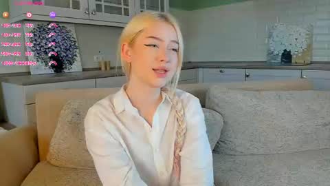 Chanel online show from July 4, 4:18 am