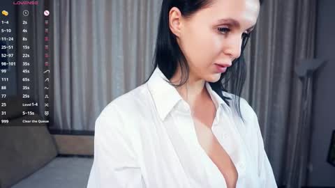 Erline and Monica online show from November 27, 7:16 pm