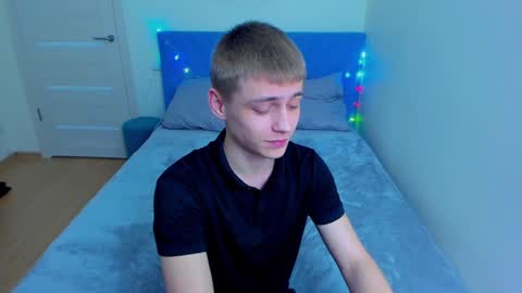 Snapshot of ermak_reborn chatting on December 11, 4:42 pm Max online show from December 11, 4:42 pm