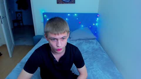 Snapshot of ermak_reborn chatting on December 11, 7:46 pm Max online show from December 11, 7:46 pm