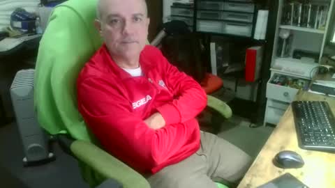 Snapshot of ernello chatting on October 11, 6:50 pm ernello online show from October 11, 6:50 pm