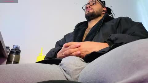 ernesto rodriguez 82 online show from April 23, 8:00 pm