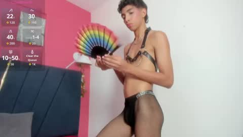 Snapshot of ero_boy40 chatting on July 28, 8:01 pm ero_boy40 online show from July 28, 8:01 pm