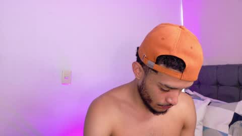 Eros online show from April 5, 5:54 pm