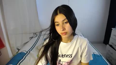 erosgirls_ online show from October 19, 9:15 pm