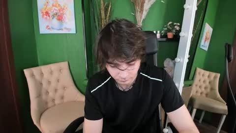 Snapshot of erospulse chatting on December 2, 1:50 pm Hanzo online show from December 2, 1:50 pm