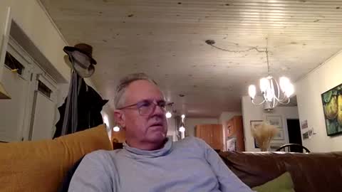 eros online show from December 13, 8:09 am