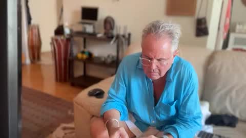 eros online show from September 26, 7:40 pm