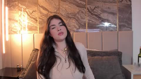 Karen online show from November 4, 7:46 pm