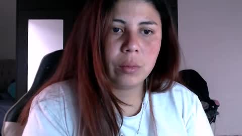 Sara online show from June 29, 9:15 pm