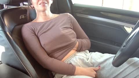 Snapshot of erotic_vibe chatting on September 26, 11:36 am Melissa online show from September 26, 11:36 am