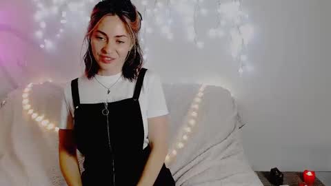 Snapshot of eroticgiftxxx chatting on January 25, 10:19 am LylaXXX online show from January 25, 10:19 am