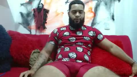 Snapshot of eroticoblack chatting on October 28, 7:01 am Eroticoblack online show from October 28, 7:01 am