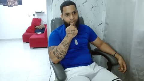 Snapshot of eroticoblack chatting on April 29, 2:59 am Eroticoblack online show from April 29, 2:59 am