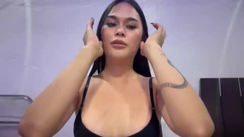 Snapshot of erotictsmonica chatting on October 14, 9:15 pm monica online show from October 14, 9:15 pm