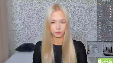 Megan and Brad online show from October 3, 5:15 am