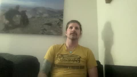 Snapshot of esinking24 chatting on February 16, 12:40 am esinking24 online show from February 16, 12:40 am