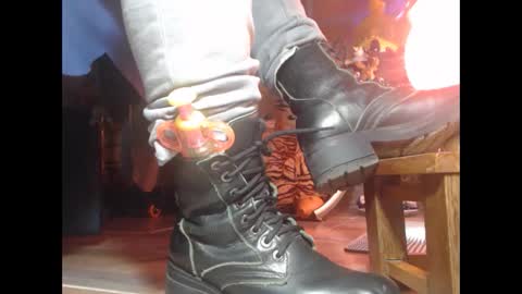 Eskela911 online show from April 24, 10:56 pm