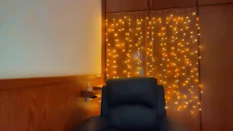 Snapshot of esma347866 chatting on January 12, 8:03 pm esma347866 online show from January 12, 8:03 pm