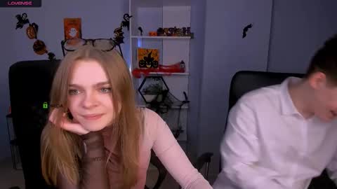 esma_shine online show from October 27, 8:24 pm