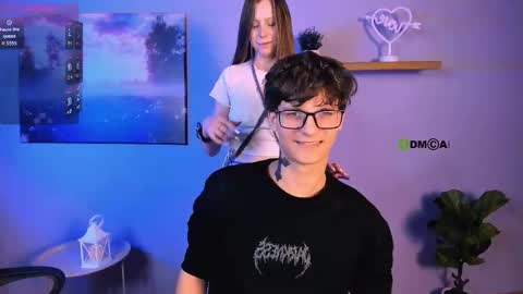 esme_moore_ online show from November 14, 9:13 pm