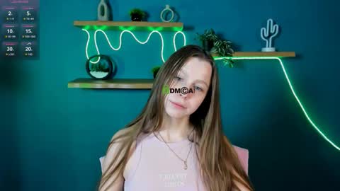 esme_moore_ online show from November 23, 9:42 am