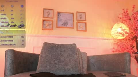 Esmeralda Grace online show from April 21, 1:42 am