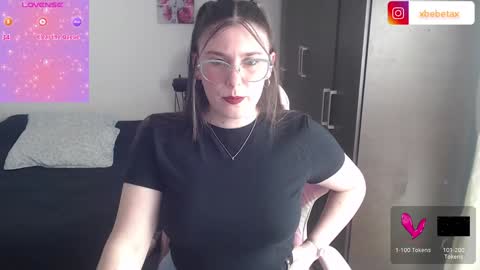 Xbebetax online show from December 3, 7:44 pm