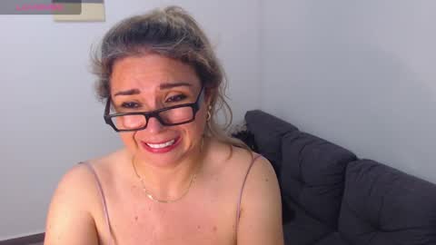 Juliana online show from January 1, 10:21 am