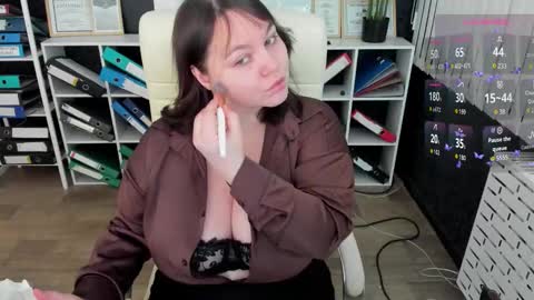 Ava online show from February 17, 2:08 am