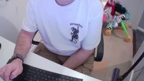 Snapshot of essex_wild chatting on December 15, 10:50 am Morph online show from December 15, 10:50 am