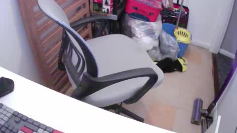 Snapshot of essex_wild chatting on October 10, 8:30 pm Morph online show from October 10, 8:30 pm