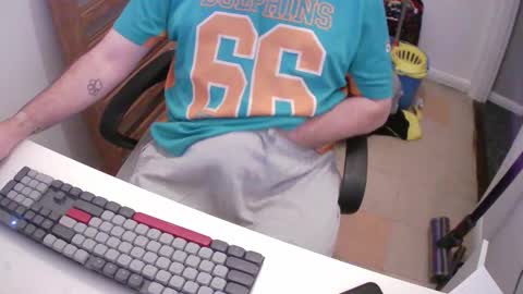 Morph online show from November 8, 8:29 pm