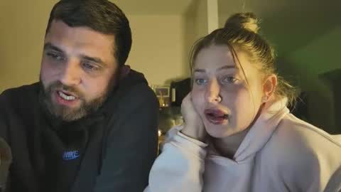 essexcouple online show from March 4, 11:55 pm