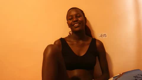 Snapshot of essie_n chatting on November 19, 8:03 am Eddah online show from November 19, 8:03 am