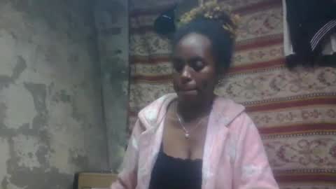 estanie online show from September 27, 7:52 pm