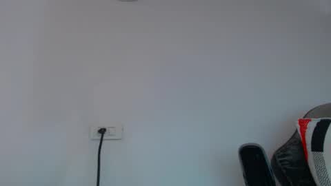 Snapshot of esteban7984068 chatting on September 24, 1:03 pm esteban online show from September 24, 1:03 pm