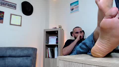 Esteban Fernandez online show from April 22, 3:53 am