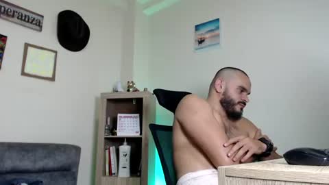 Esteban Fernandez online show from June 15, 9:22 am